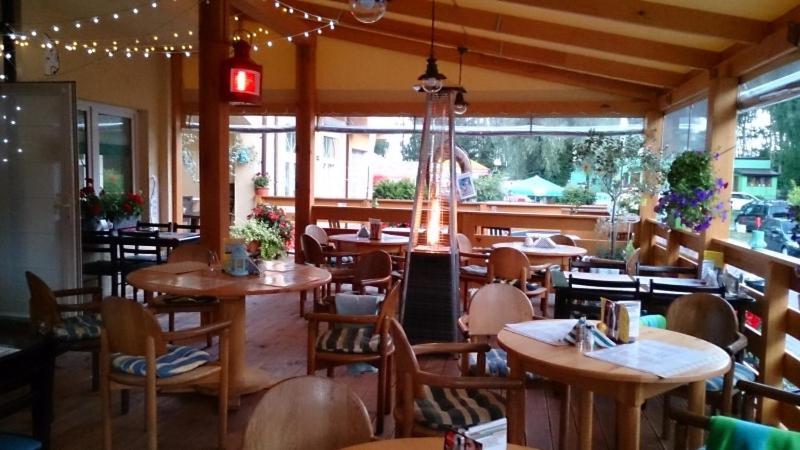 Patio Dom Goscinny Лукенцин Екстер'єр фото